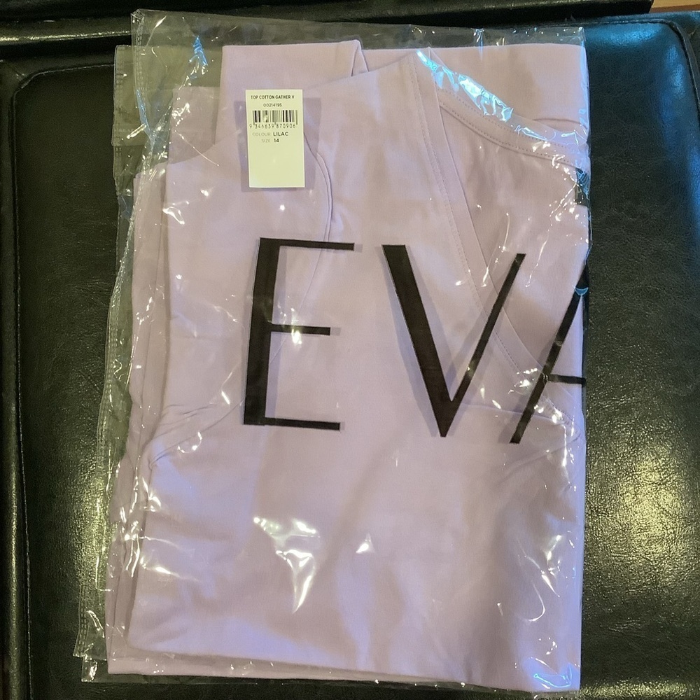 AVENUE EVANS Sasha 14W-32W Lilac Gathered V Neck Cotton Top 1LM06.5 - Picture 5 of 6